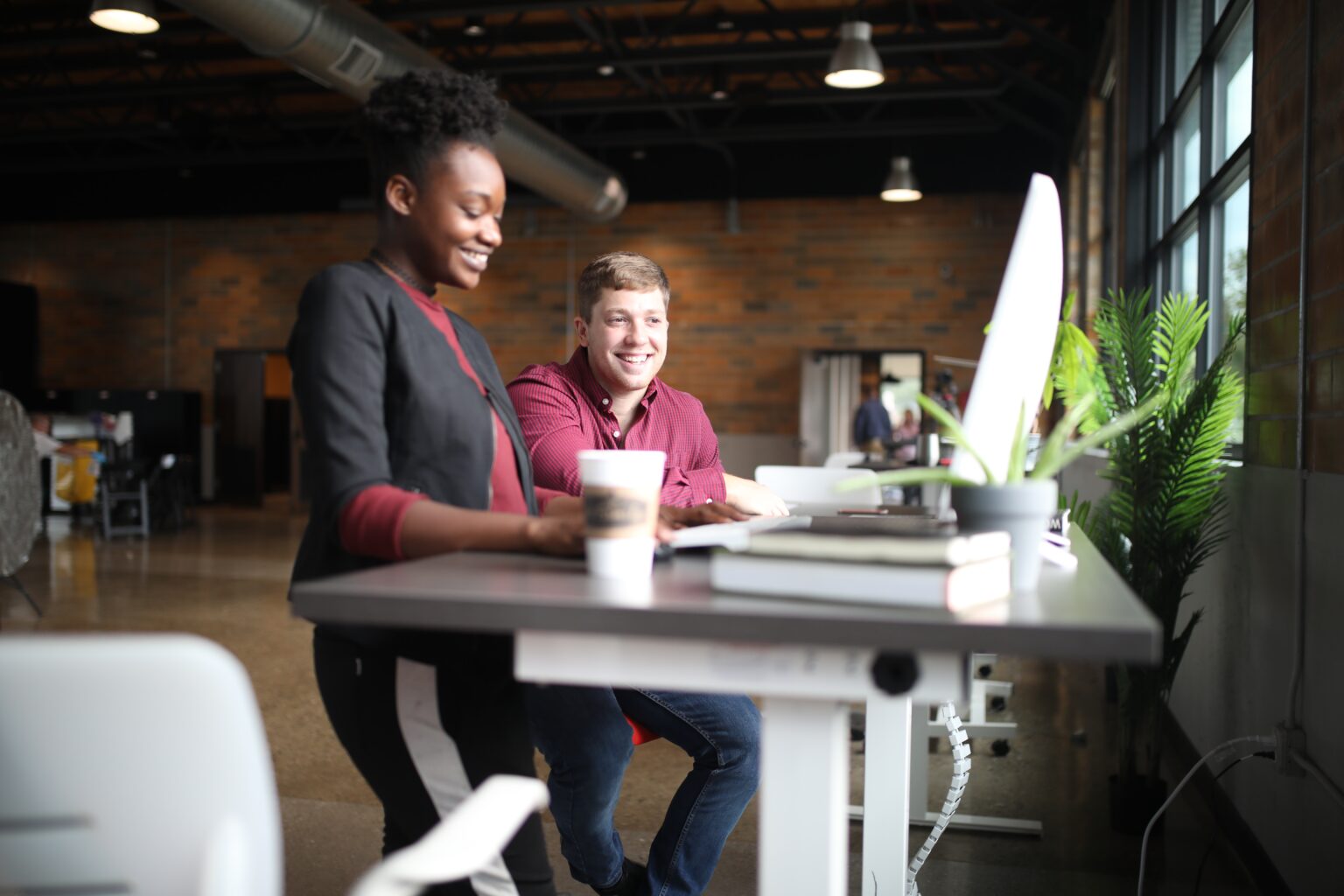 Synchronous Vs Asynchronous Communication Examples Eloomi